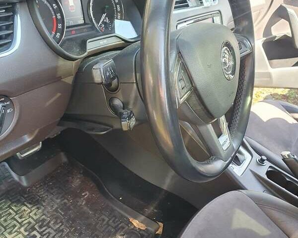 Черный Шкода Октавия, объемом двигателя 2 л и пробегом 214 тыс. км за 18600 $, фото 11 на Automoto.ua