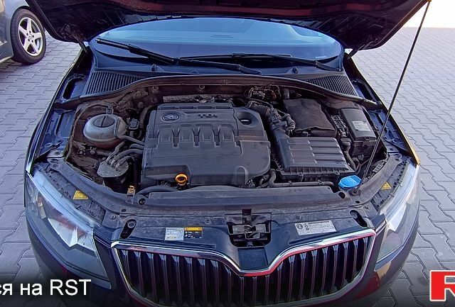 Чорний Шкода Октавія, об'ємом двигуна 1.6 л та пробігом 309 тис. км за 11500 $, фото 5 на Automoto.ua