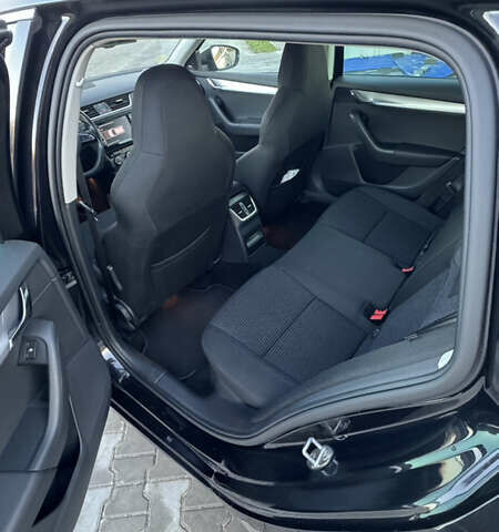 Черный Шкода Октавия, объемом двигателя 1.6 л и пробегом 275 тыс. км за 12450 $, фото 19 на Automoto.ua