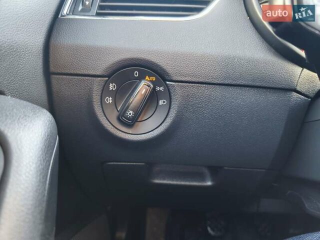 Чорний Шкода Октавія, об'ємом двигуна 1.6 л та пробігом 260 тис. км за 11300 $, фото 48 на Automoto.ua