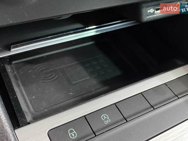 Чорний Шкода Октавія, об'ємом двигуна 1.6 л та пробігом 221 тис. км за 12250 $, фото 21 на Automoto.ua