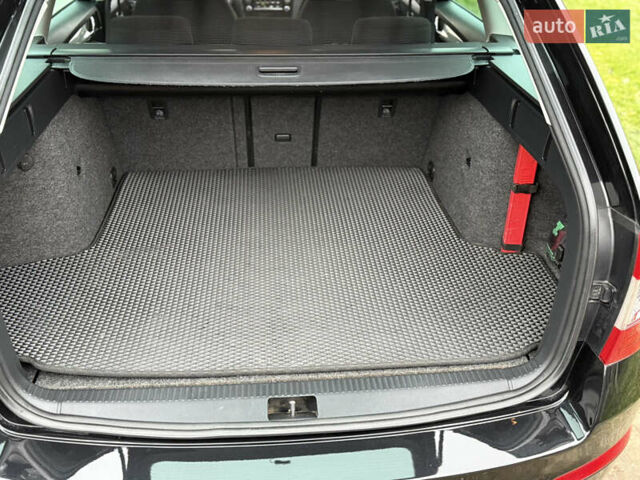 Черный Шкода Октавия, объемом двигателя 1.6 л и пробегом 285 тыс. км за 10800 $, фото 7 на Automoto.ua