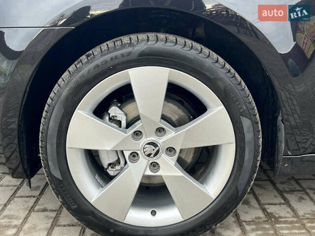 Шкода Октавия 2015 в Червонограде на Automoto.ua Черный Шкода Октавия, объемом двигателя 1.97 л и пробегом 246 тыс. км за 14135 $, фото 10 на Automoto.ua