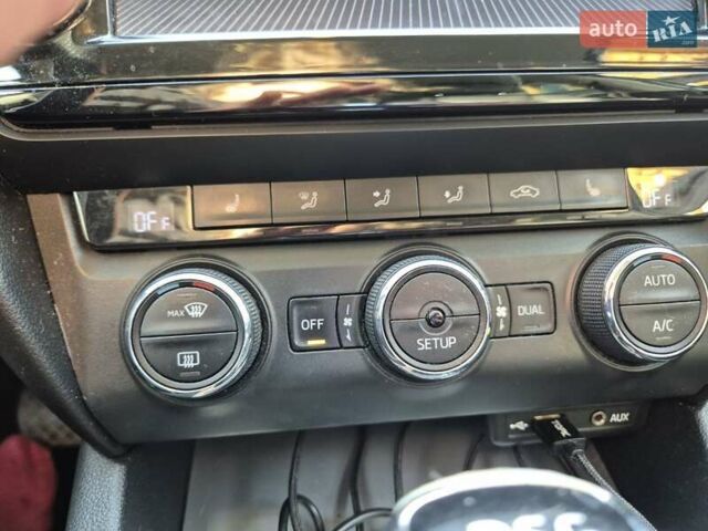 Черный Шкода Октавия, объемом двигателя 1.6 л и пробегом 193 тыс. км за 12345 $, фото 16 на Automoto.ua