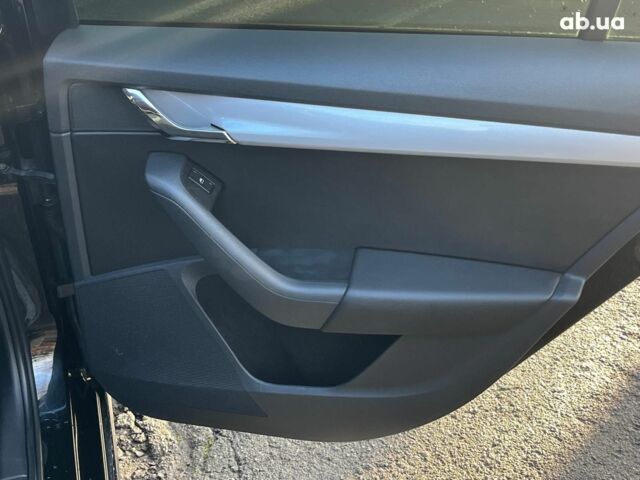 Черный Шкода Октавия, объемом двигателя 1.6 л и пробегом 227 тыс. км за 12790 $, фото 27 на Automoto.ua