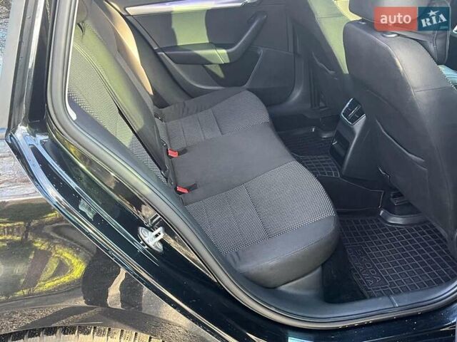 Черный Шкода Октавия, объемом двигателя 1.6 л и пробегом 227 тыс. км за 12790 $, фото 25 на Automoto.ua