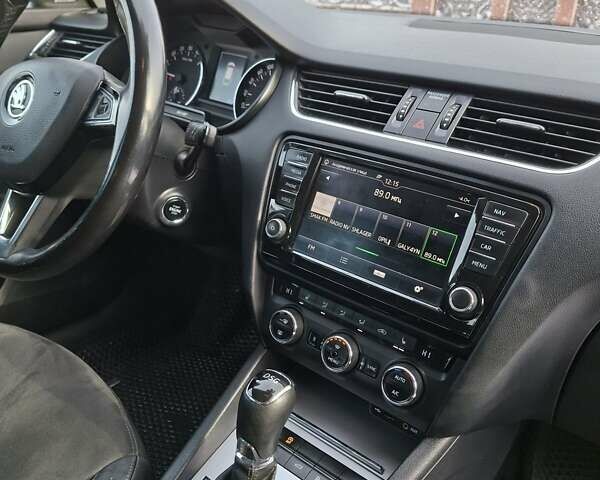 Чорний Шкода Октавія, об'ємом двигуна 1.6 л та пробігом 225 тис. км за 11200 $, фото 38 на Automoto.ua