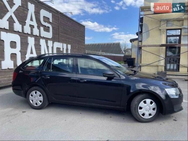 Черный Шкода Октавия, объемом двигателя 1.6 л и пробегом 384 тыс. км за 9200 $, фото 2 на Automoto.ua