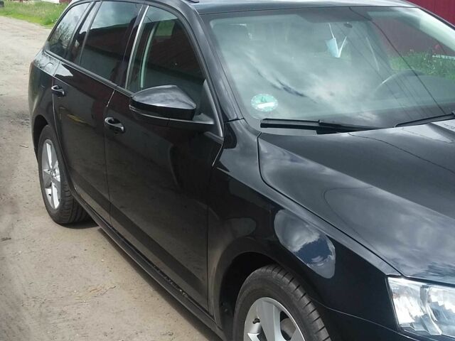 Шкода Октавия 2015 в Нежине на Automoto.ua Черный Шкода Октавия, объемом двигателя 1.6 л и пробегом 266 тыс. км за 12300 $, фото 3 на Automoto.ua