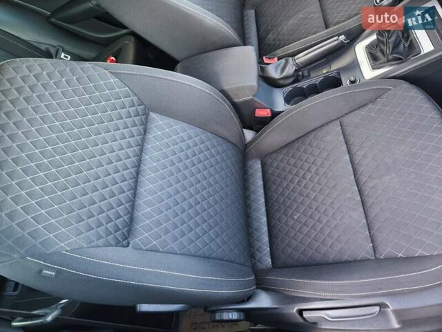 Чорний Шкода Октавія, об'ємом двигуна 1.6 л та пробігом 260 тис. км за 11300 $, фото 31 на Automoto.ua