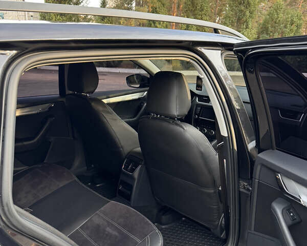 Чорний Шкода Октавія, об'ємом двигуна 1.6 л та пробігом 262 тис. км за 10100 $, фото 10 на Automoto.ua