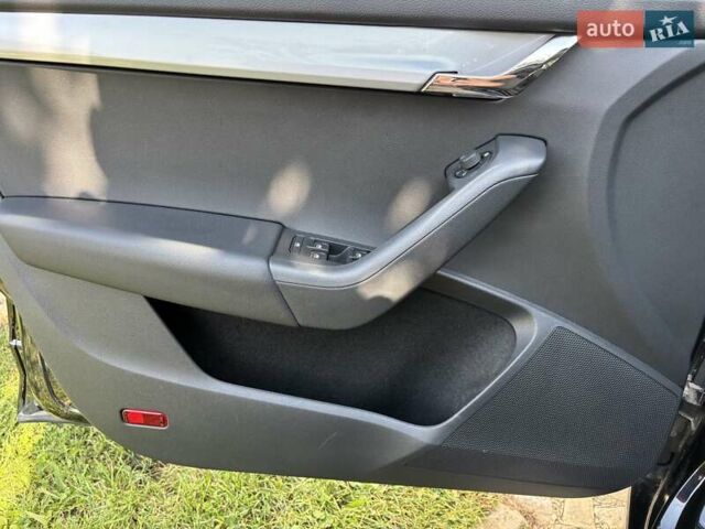 Черный Шкода Октавия, объемом двигателя 1.6 л и пробегом 227 тыс. км за 13200 $, фото 27 на Automoto.ua