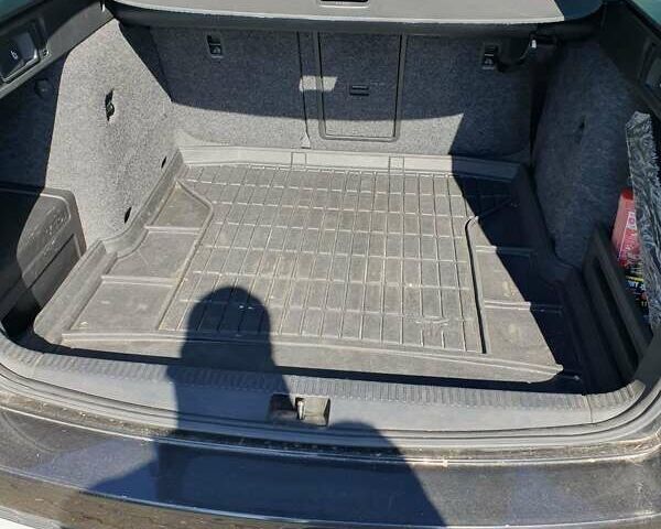 Черный Шкода Октавия, объемом двигателя 2 л и пробегом 214 тыс. км за 18600 $, фото 8 на Automoto.ua
