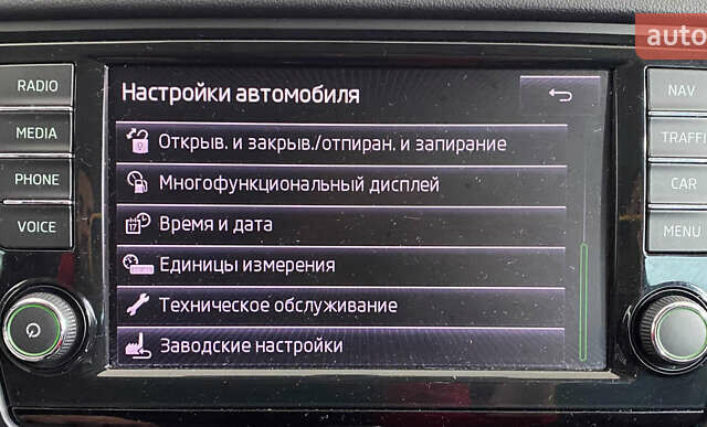 Чорний Шкода Октавія, об'ємом двигуна 1.6 л та пробігом 221 тис. км за 12250 $, фото 30 на Automoto.ua