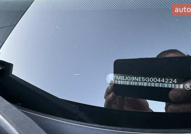 Черный Шкода Октавия, объемом двигателя 1.6 л и пробегом 275 тыс. км за 12450 $, фото 43 на Automoto.ua