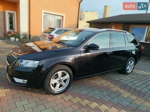 Черный Шкода Октавия, объемом двигателя 1.6 л и пробегом 277 тыс. км за 12500 $, фото 4 на Automoto.ua
