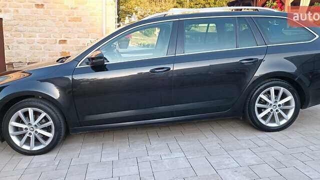 Чорний Шкода Октавія, об'ємом двигуна 1.6 л та пробігом 177 тис. км за 12400 $, фото 8 на Automoto.ua