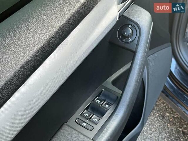 Черный Шкода Октавия, объемом двигателя 1.6 л и пробегом 227 тыс. км за 12790 $, фото 15 на Automoto.ua