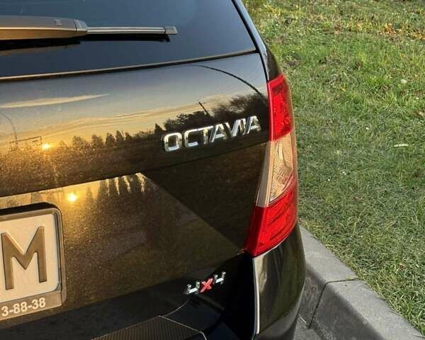 Чорний Шкода Октавія, об'ємом двигуна 1.97 л та пробігом 276 тис. км за 12900 $, фото 12 на Automoto.ua