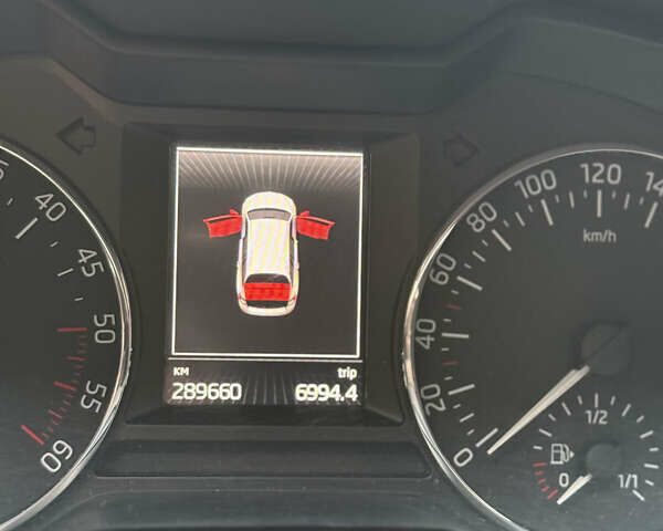 Черный Шкода Октавия, объемом двигателя 1.98 л и пробегом 275 тыс. км за 14200 $, фото 20 на Automoto.ua