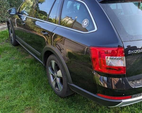 Черный Шкода Октавия, объемом двигателя 2 л и пробегом 214 тыс. км за 18600 $, фото 15 на Automoto.ua