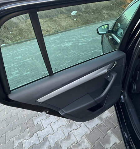 Черный Шкода Октавия, объемом двигателя 1.6 л и пробегом 275 тыс. км за 12450 $, фото 18 на Automoto.ua