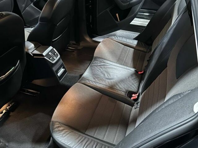 Черный Шкода Октавия, объемом двигателя 2 л и пробегом 340 тыс. км за 11000 $, фото 4 на Automoto.ua