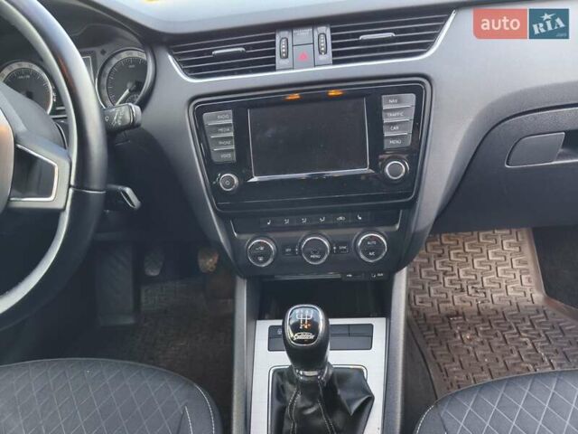 Чорний Шкода Октавія, об'ємом двигуна 1.6 л та пробігом 260 тис. км за 11300 $, фото 40 на Automoto.ua