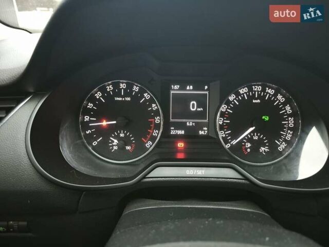 Черный Шкода Октавия, объемом двигателя 1.6 л и пробегом 290 тыс. км за 11700 $, фото 43 на Automoto.ua