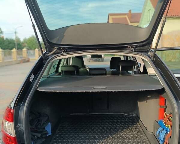 Черный Шкода Октавия, объемом двигателя 1.6 л и пробегом 277 тыс. км за 12500 $, фото 29 на Automoto.ua