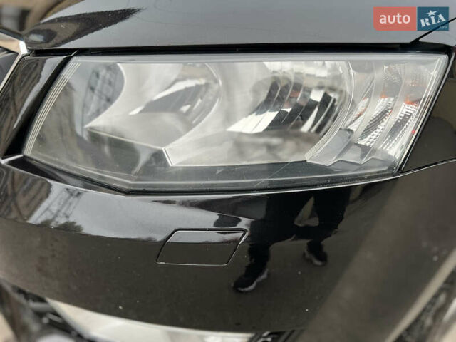 Шкода Октавия 2015 в Харькове на Automoto.ua Черный Шкода Октавия, объемом двигателя 1.6 л и пробегом 254 тыс. км за 11500 $, фото 19 на Automoto.ua