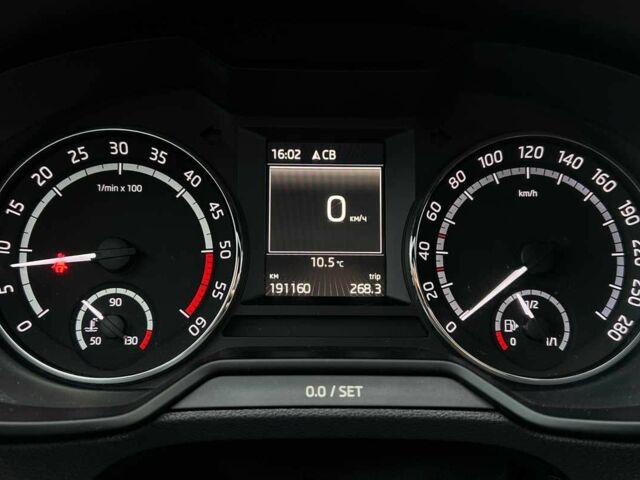 Черный Шкода Октавия, объемом двигателя 2 л и пробегом 191 тыс. км за 12999 $, фото 14 на Automoto.ua