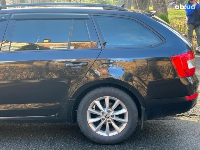 Черный Шкода Октавия, объемом двигателя 1.6 л и пробегом 227 тыс. км за 12790 $, фото 12 на Automoto.ua