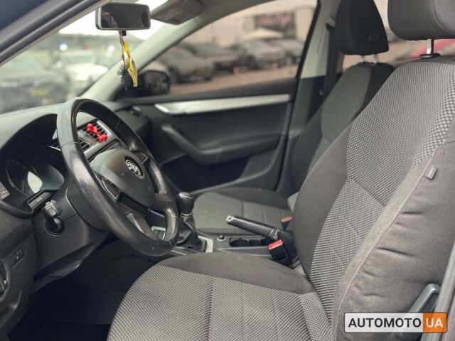 Чорний Шкода Октавія, об'ємом двигуна 1.6 л та пробігом 310 тис. км за 9600 $, фото 10 на Automoto.ua