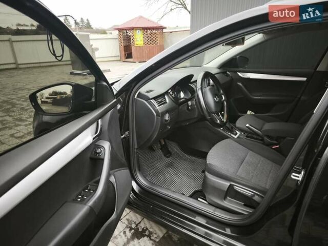 Черный Шкода Октавия, объемом двигателя 1.6 л и пробегом 290 тыс. км за 11700 $, фото 38 на Automoto.ua