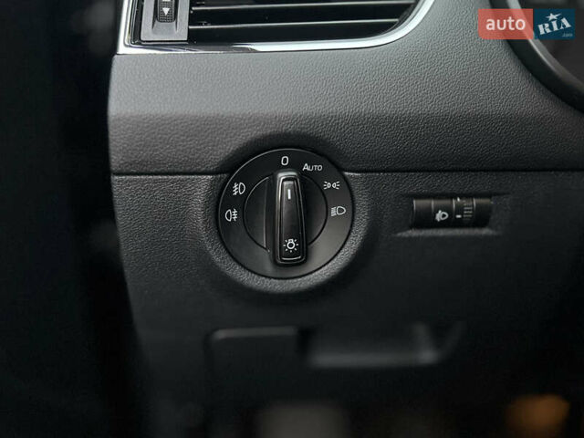 Шкода Октавия 2015 в Харькове на Automoto.ua Черный Шкода Октавия, объемом двигателя 1.6 л и пробегом 254 тыс. км за 11500 $, фото 21 на Automoto.ua