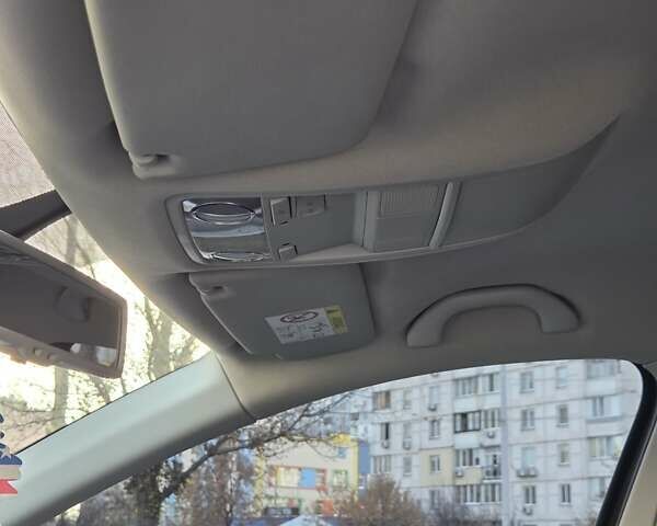 Черный Шкода Октавия, объемом двигателя 1.97 л и пробегом 231 тыс. км за 14500 $, фото 14 на Automoto.ua