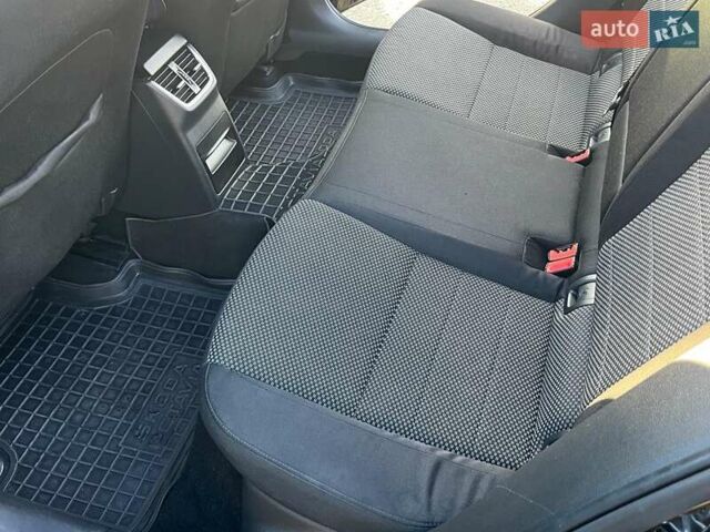 Черный Шкода Октавия, объемом двигателя 1.6 л и пробегом 227 тыс. км за 12790 $, фото 24 на Automoto.ua