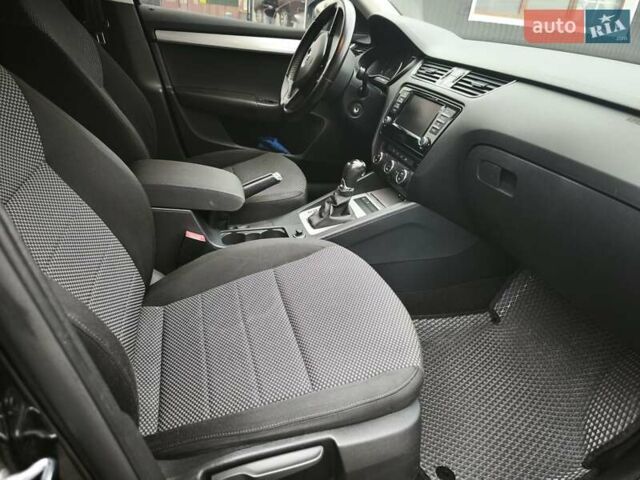 Черный Шкода Октавия, объемом двигателя 1.6 л и пробегом 290 тыс. км за 11700 $, фото 46 на Automoto.ua