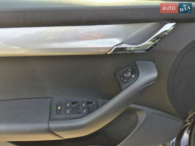 Черный Шкода Октавия, объемом двигателя 1.6 л и пробегом 193 тыс. км за 12345 $, фото 12 на Automoto.ua