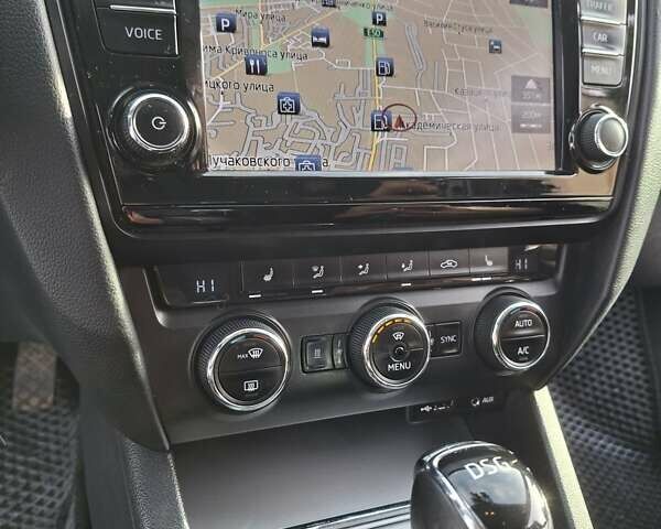 Чорний Шкода Октавія, об'ємом двигуна 1.6 л та пробігом 225 тис. км за 11200 $, фото 27 на Automoto.ua