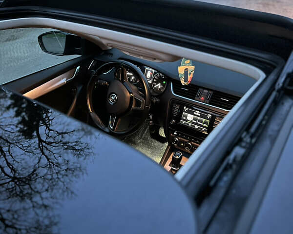 Чорний Шкода Октавія, об'ємом двигуна 1.6 л та пробігом 252 тис. км за 11599 $, фото 10 на Automoto.ua