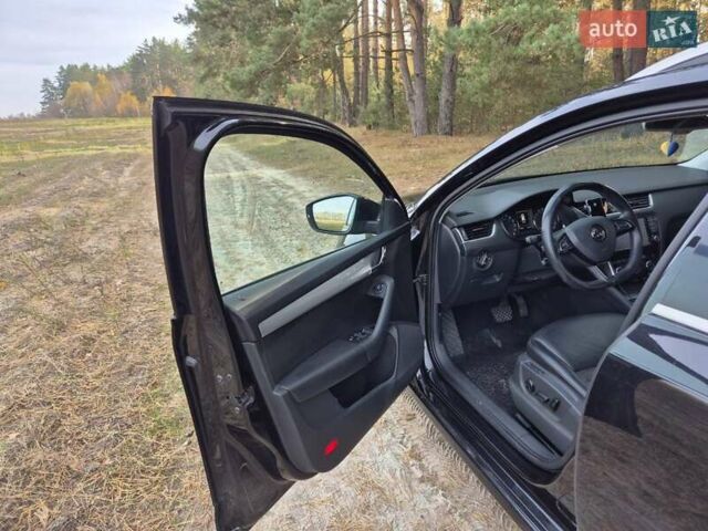Черный Шкода Октавия, объемом двигателя 1.6 л и пробегом 193 тыс. км за 12345 $, фото 6 на Automoto.ua