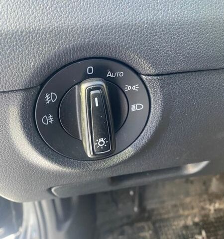 Черный Шкода Октавия, объемом двигателя 1.6 л и пробегом 280 тыс. км за 12500 $, фото 16 на Automoto.ua