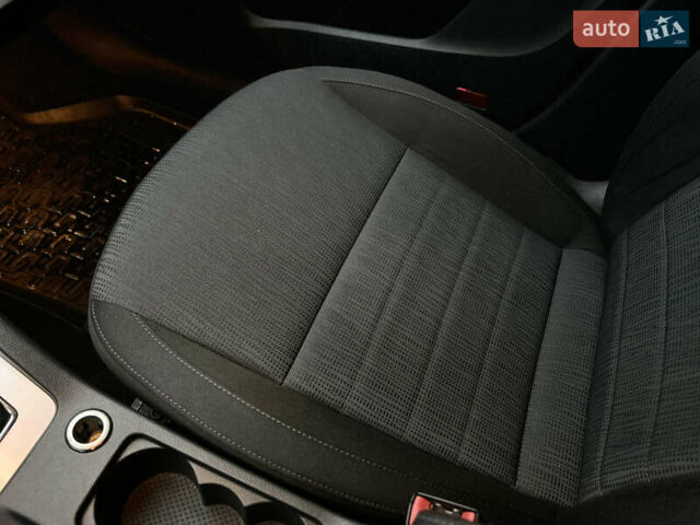 Шкода Октавия 2015 в Харькове на Automoto.ua Черный Шкода Октавия, объемом двигателя 1.6 л и пробегом 254 тыс. км за 11500 $, фото 23 на Automoto.ua