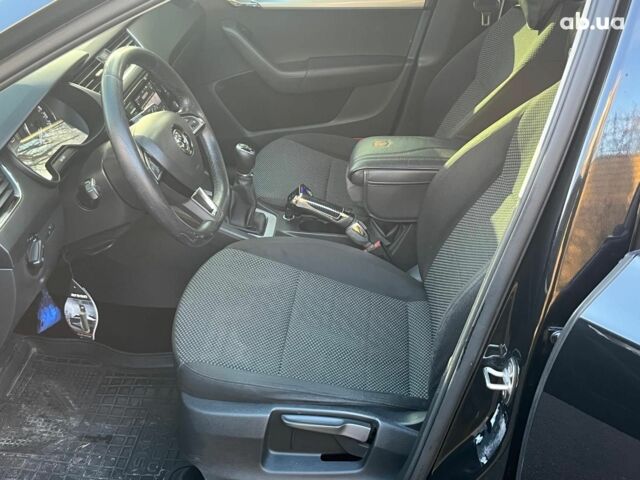 Черный Шкода Октавия, объемом двигателя 1.6 л и пробегом 227 тыс. км за 12790 $, фото 16 на Automoto.ua