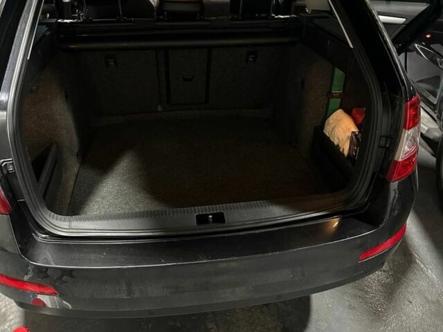 Черный Шкода Октавия, объемом двигателя 2 л и пробегом 340 тыс. км за 11000 $, фото 5 на Automoto.ua