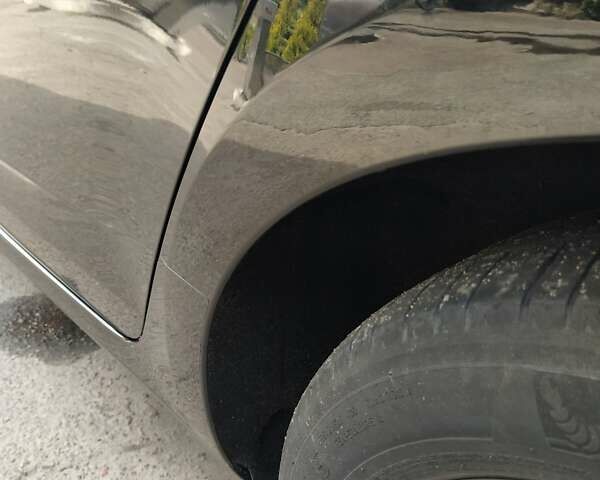 Черный Шкода Октавия, объемом двигателя 1.6 л и пробегом 280 тыс. км за 11000 $, фото 61 на Automoto.ua
