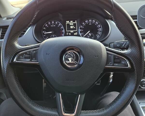 Черный Шкода Октавия, объемом двигателя 1.97 л и пробегом 231 тыс. км за 14500 $, фото 2 на Automoto.ua