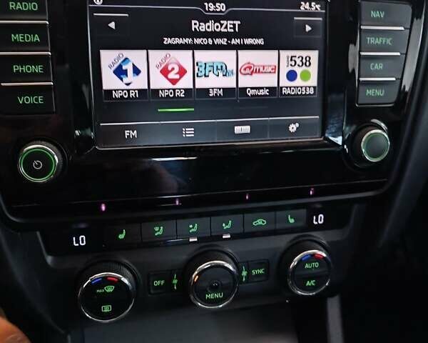 Черный Шкода Октавия, объемом двигателя 1.6 л и пробегом 277 тыс. км за 12500 $, фото 28 на Automoto.ua